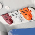 ⁦Car Sun Visor Glasses Holder – Easy Access. Space-Saving. Multi-Purpose Clip⁩ - الصورة ⁦3⁩